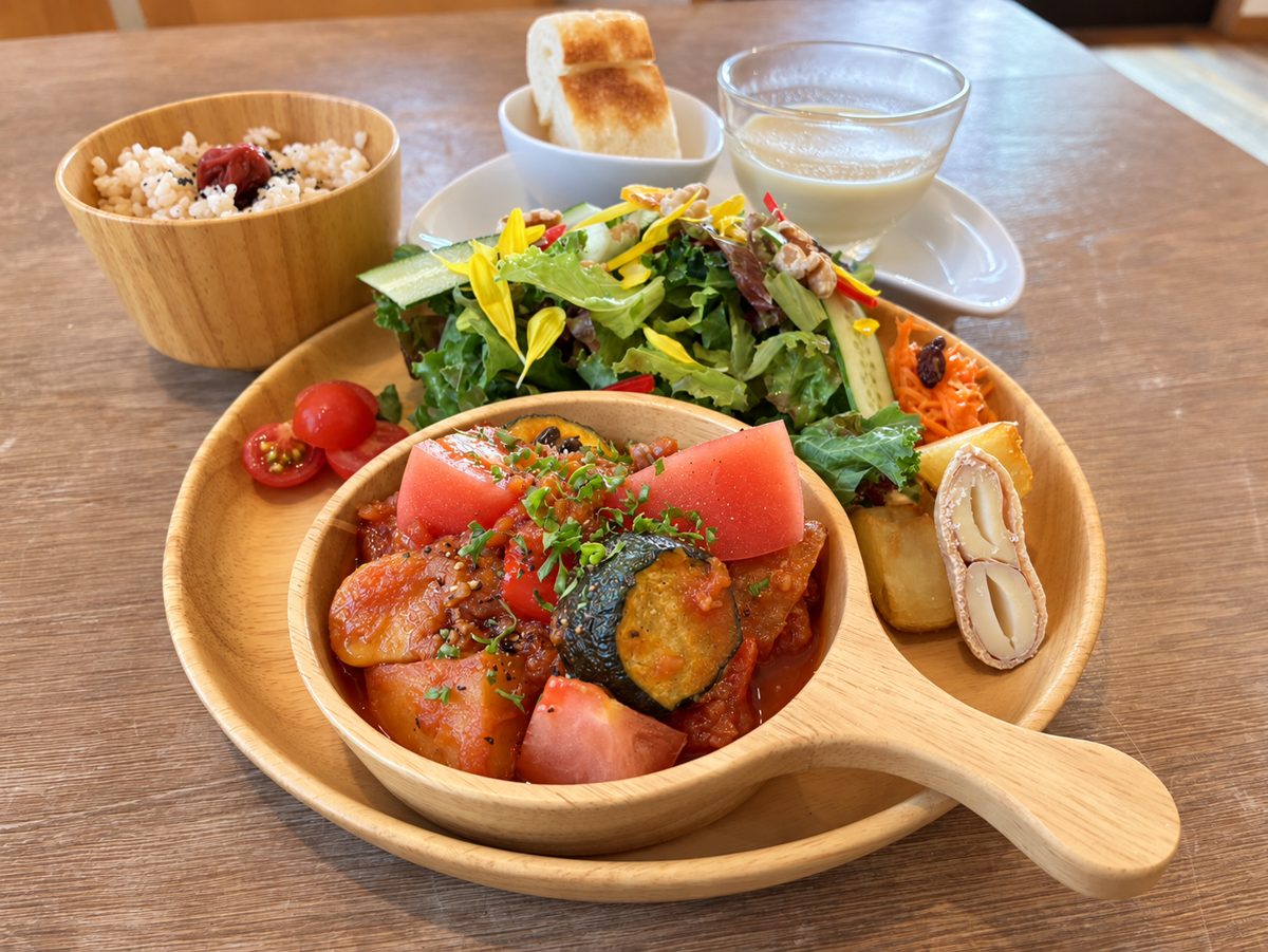 いまの新月メニュー・秋野菜のベジボロネーゼ